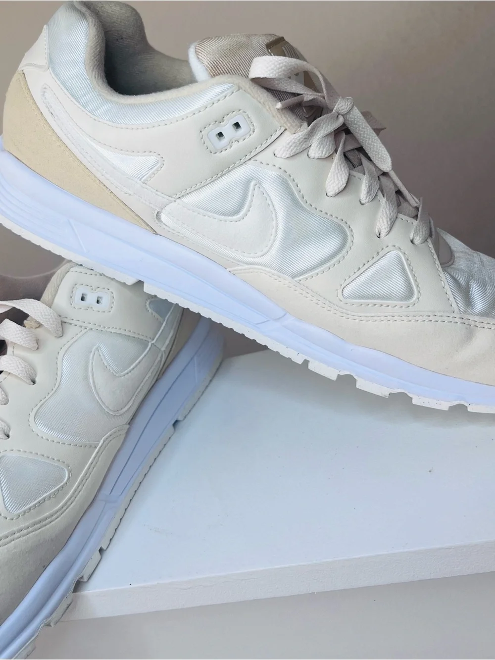 Nike Air Span II Men  Cream & White Sneaker